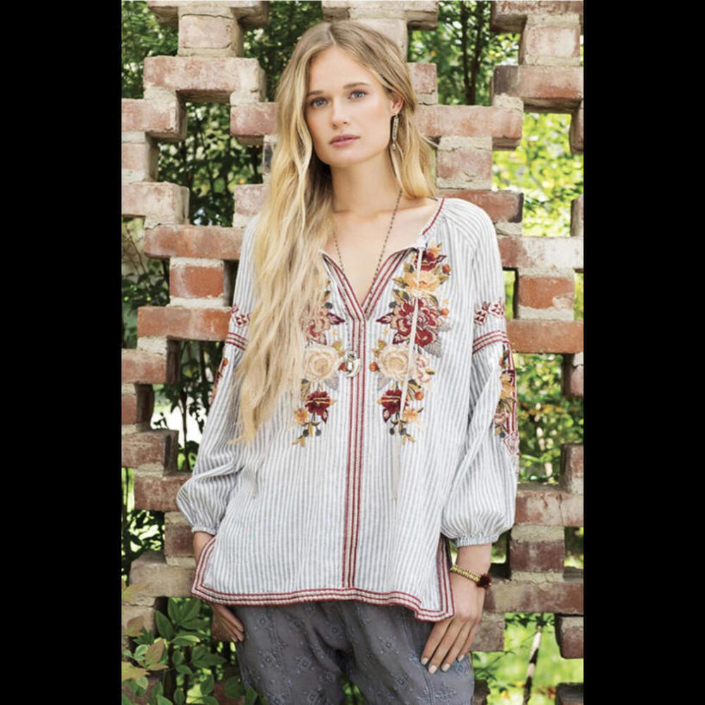 SOLD!!!! ON POSH LIVE!!!!!ARTEMIS Floral PEASANT BLOUSE Workshop Stripe XS $245